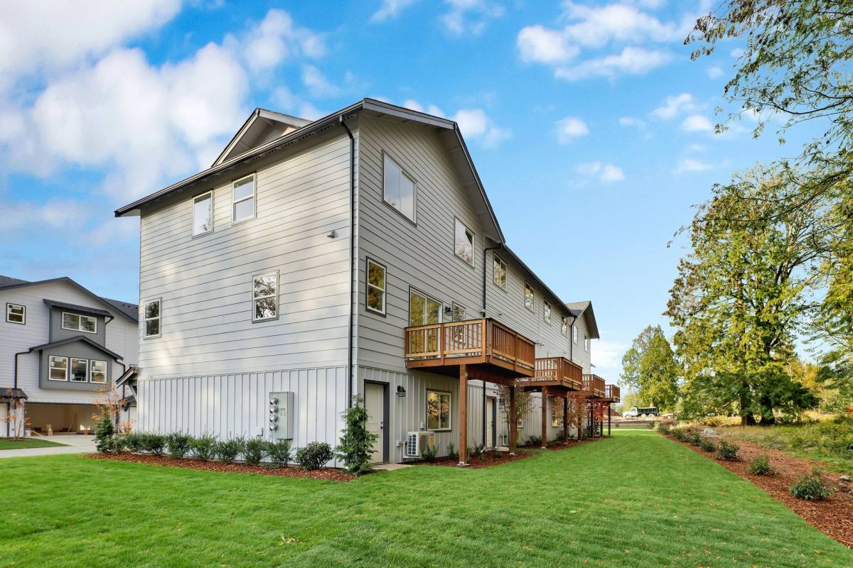 Apartment for rent at 2900, 2912, 2924 Shore Pine Place, Blaine, WA 98230