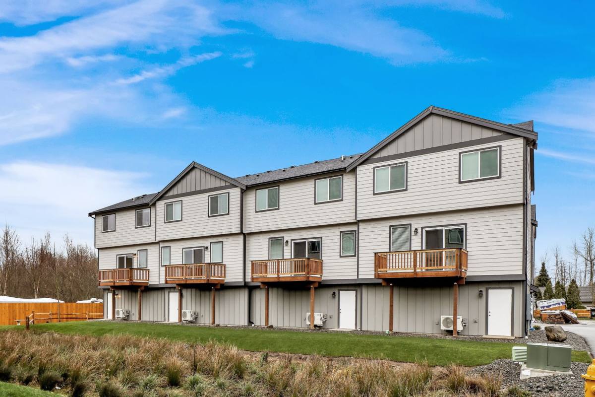 Apartment for rent at 2900, 2912, 2924 Shore Pine Place, Blaine, WA 98230
