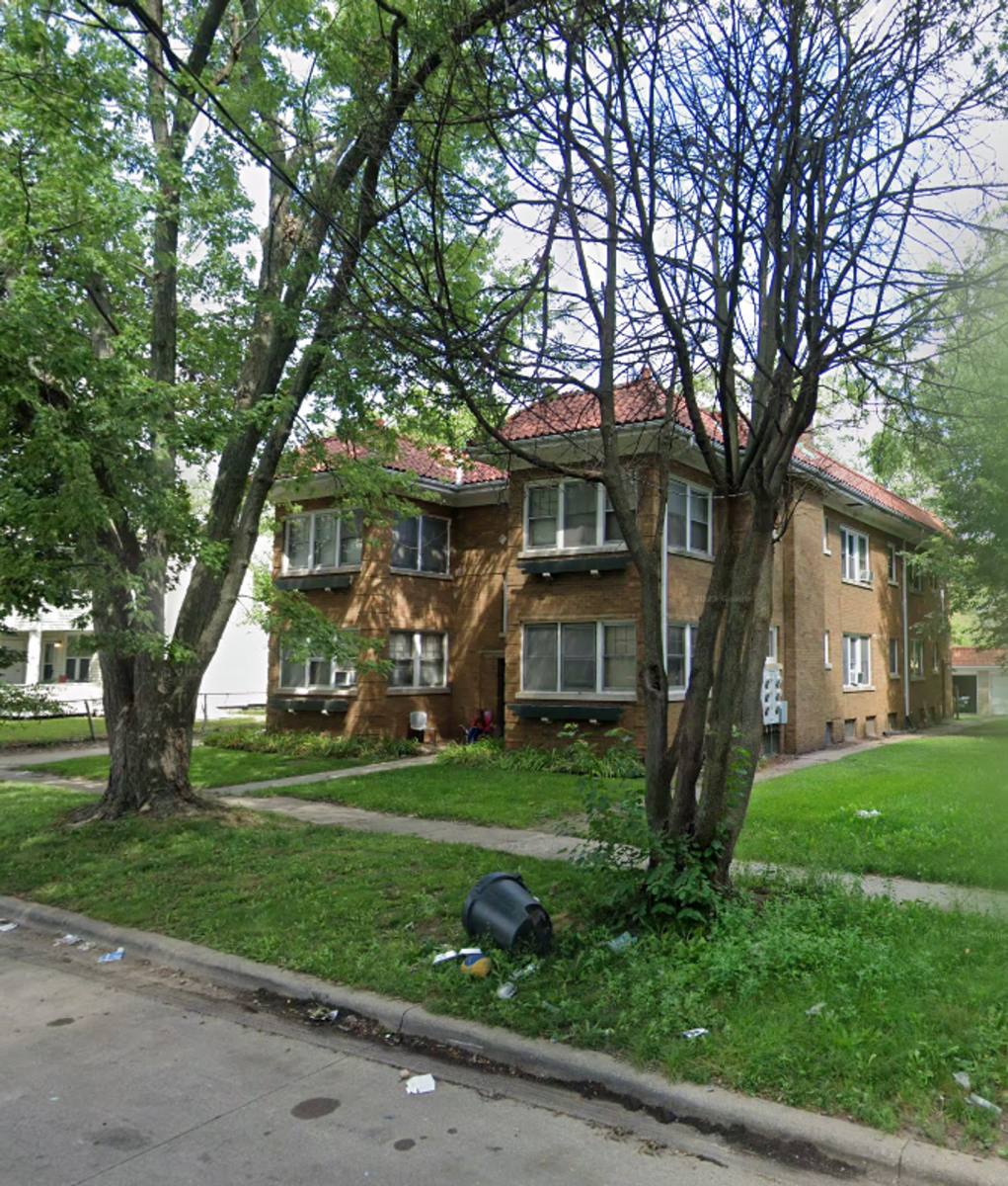 Apartment for rent at 1132 Crosby St, Rockford, IL 61107