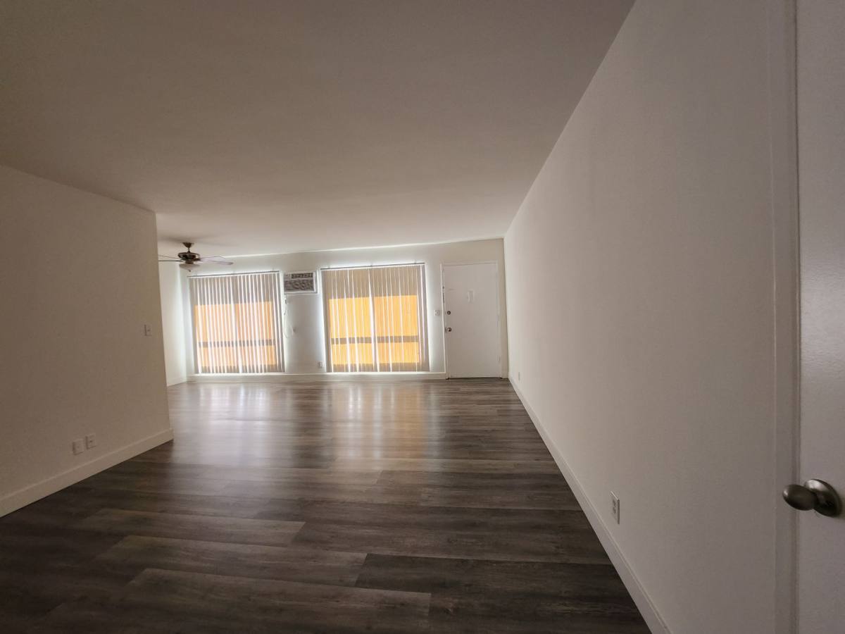 Apartment for rent at 604 E Verdugo Ave, Burbank, CA 91501
