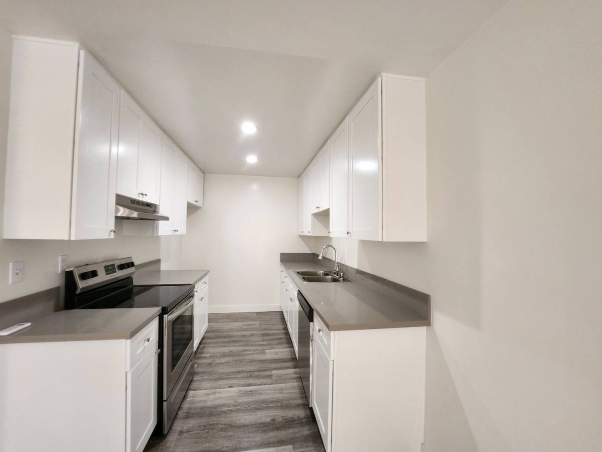 Apartment for rent at 604 E Verdugo Ave, Burbank, CA 91501