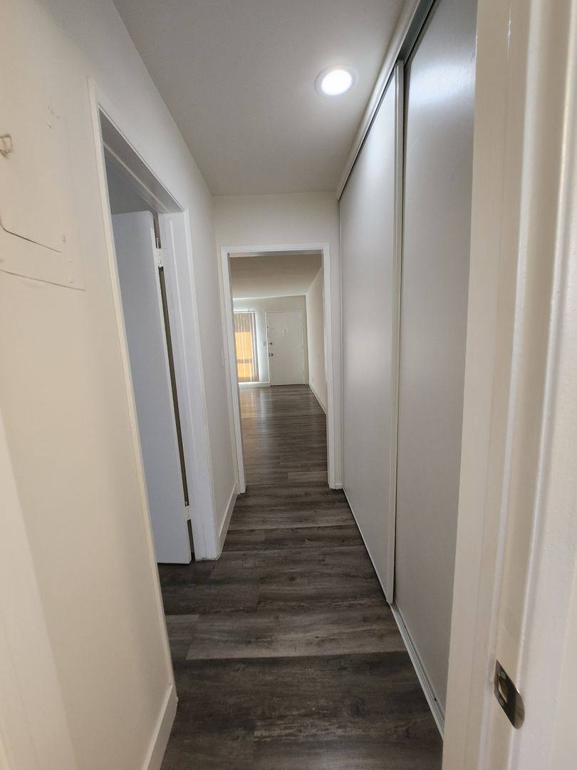 Apartment for rent at 604 E Verdugo Ave, Burbank, CA 91501