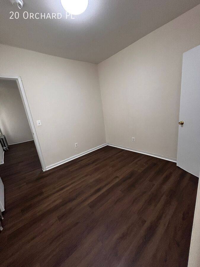 Apartment for rent at 20 Orchard Place, Yonkers, NY 10703