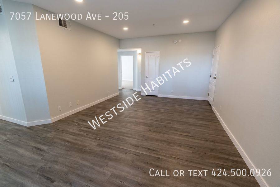 Apartment for rent at 7057 Lanewood Ave #406, Los Angeles, CA 90028