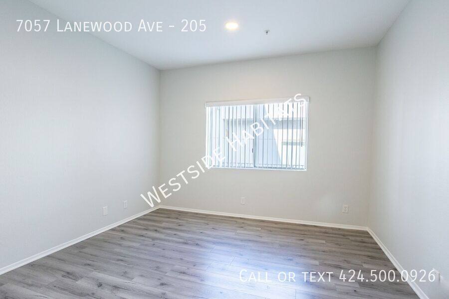 Apartment for rent at 7057 Lanewood Ave #406, Los Angeles, CA 90028