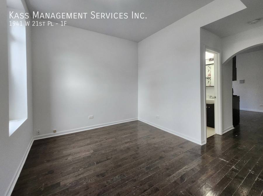 Apartment for rent at 1941 W 21st Place #1F, Chicago, IL 60608