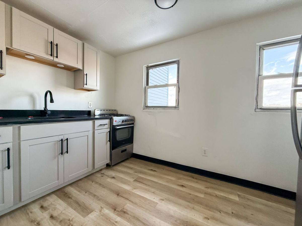 Apartment for rent at 171 Pius St, Pittsburgh, PA 15203