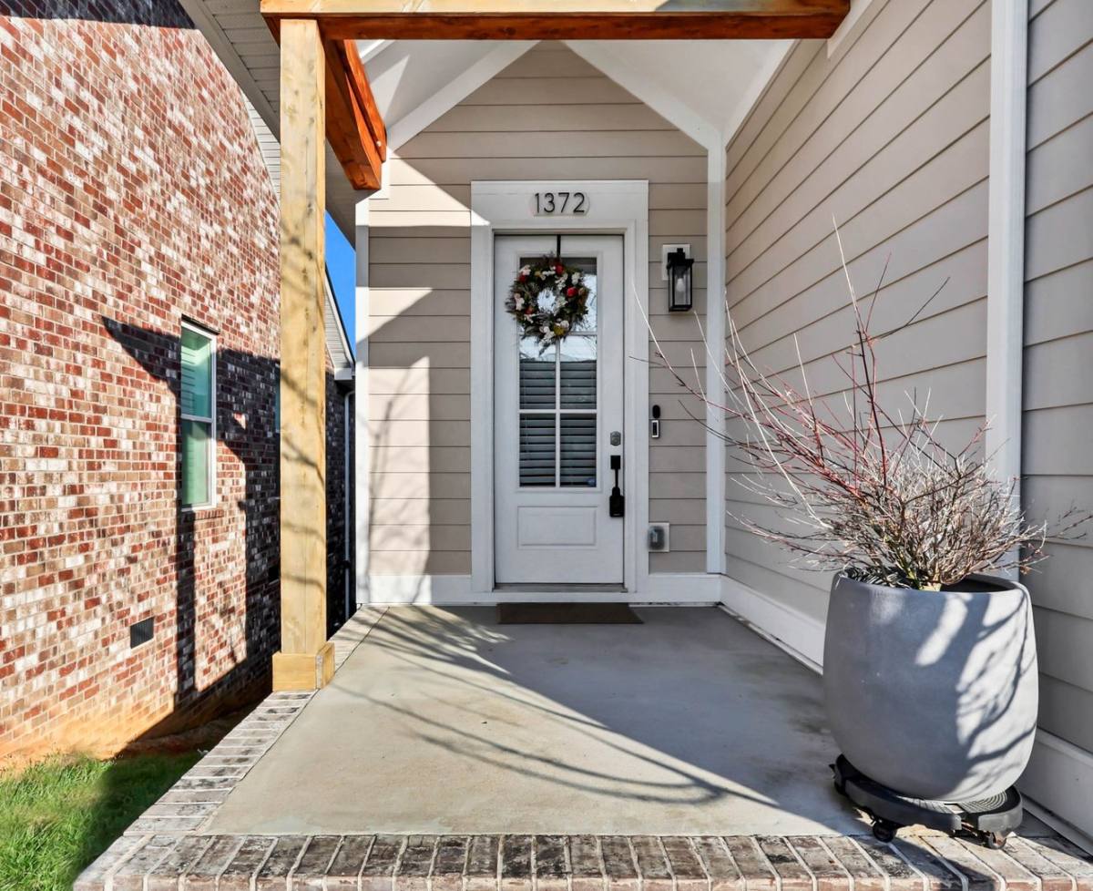 House for rent at 1372 Hicks Edgen Rd, Pleasant View, TN 37146