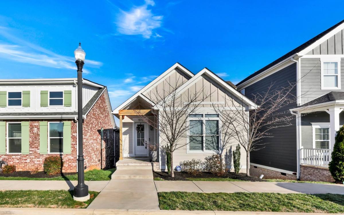 House for rent at 1372 Hicks Edgen Rd, Pleasant View, TN 37146