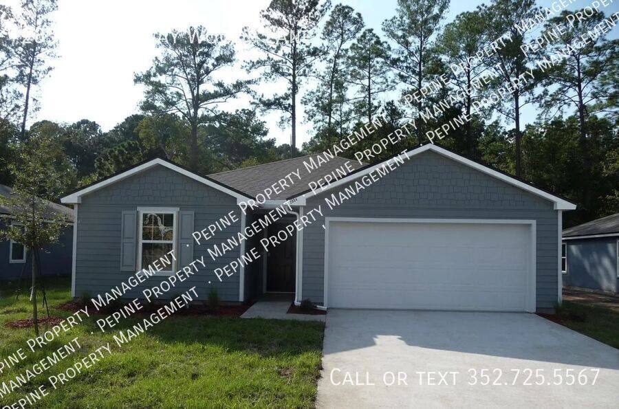 House for rent at 2054 Nottoway Woods Lane, Jacksonville, FL 32220