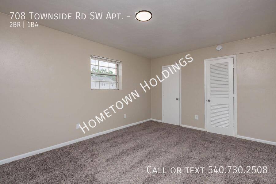 Apartment for rent at 708 Townside Rd SW #2, Roanoke, VA 24014