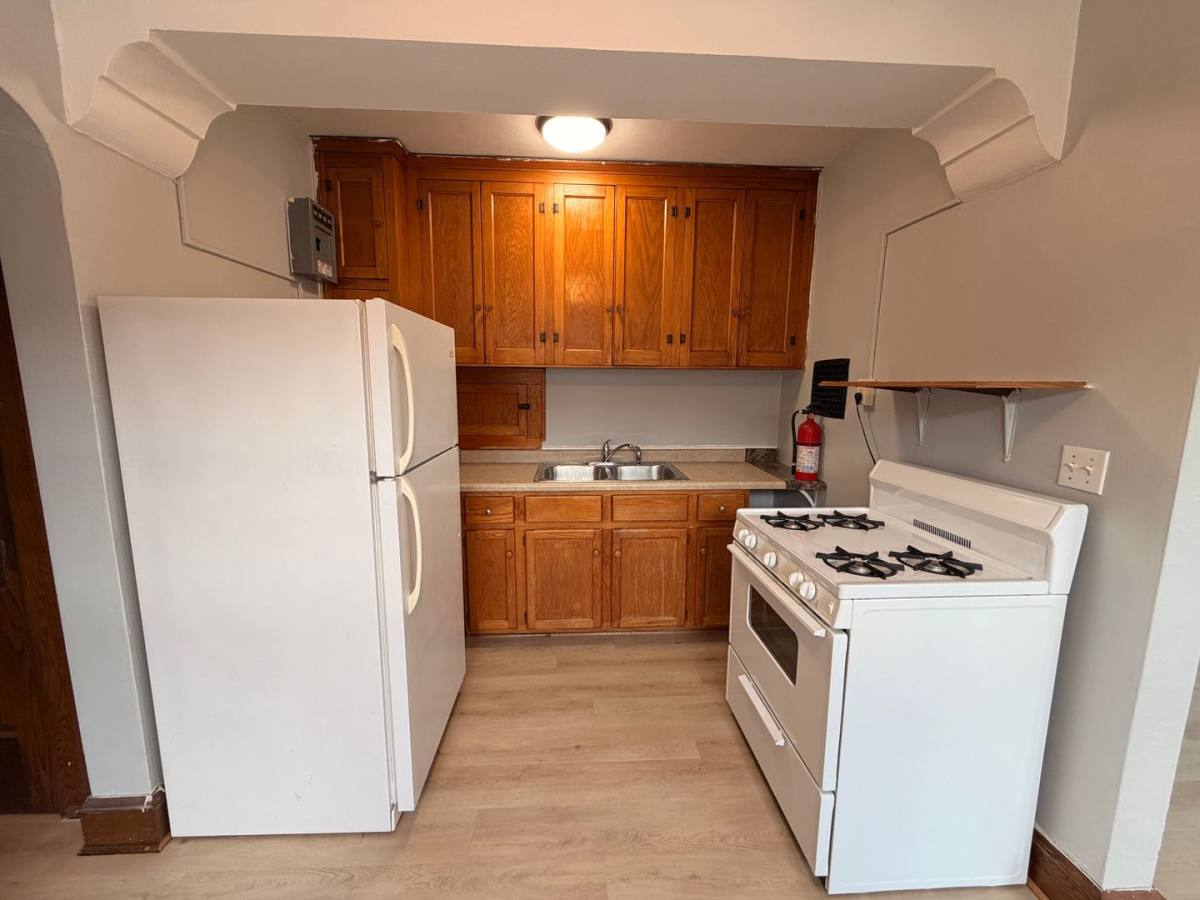 Apartment for rent at 2701 Arlington Ave, Racine, WI 53403