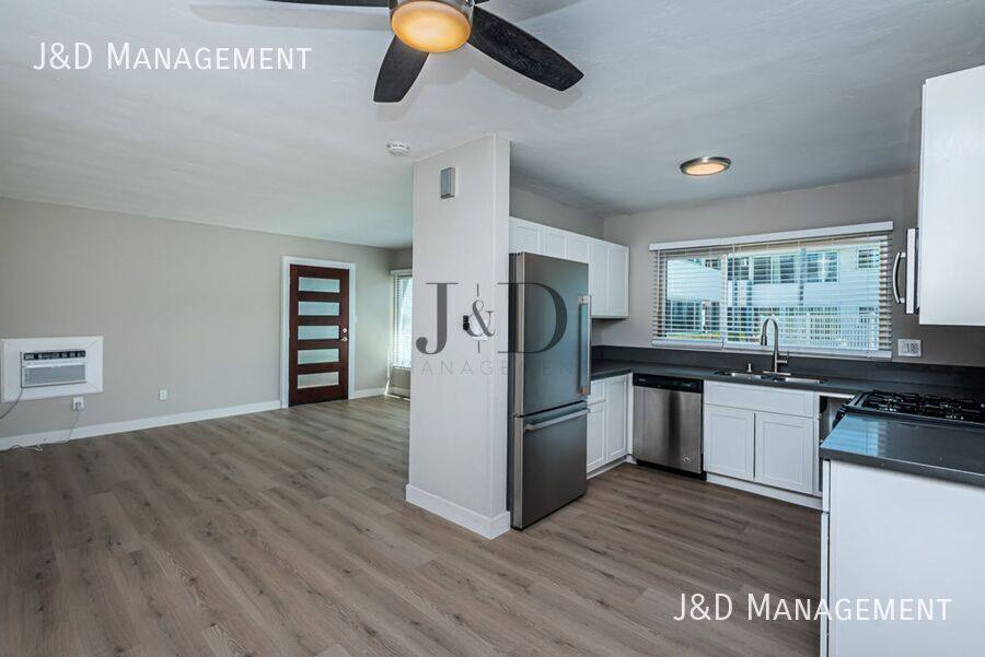 Apartment for rent at 6245 Stanley Ave W, San Diego, CA 92115