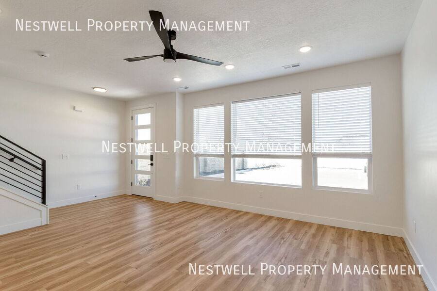 Townhouse for rent at 4349 W 5430 S #D, Roy, UT 84067