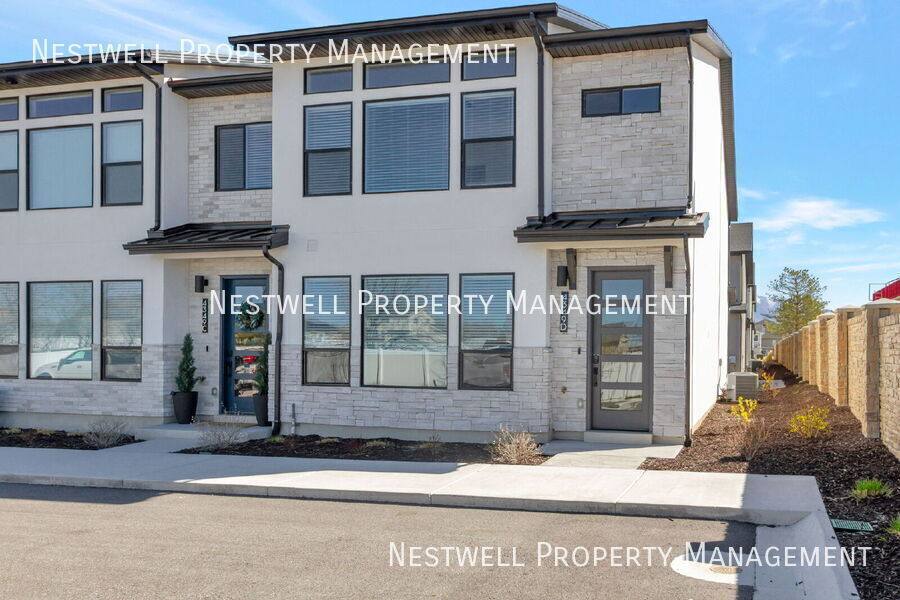 Townhouse for rent at 4349 W 5430 S #D, Roy, UT 84067