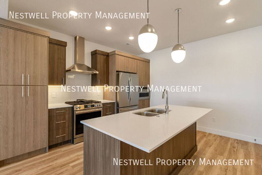 Townhouse for rent at 4349 W 5430 S #D, Roy, UT 84067