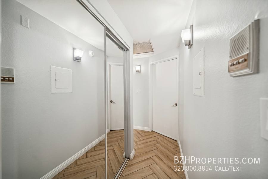Apartment for rent at 5715 W Olympic Blvd #103, Los Angeles, CA 90036