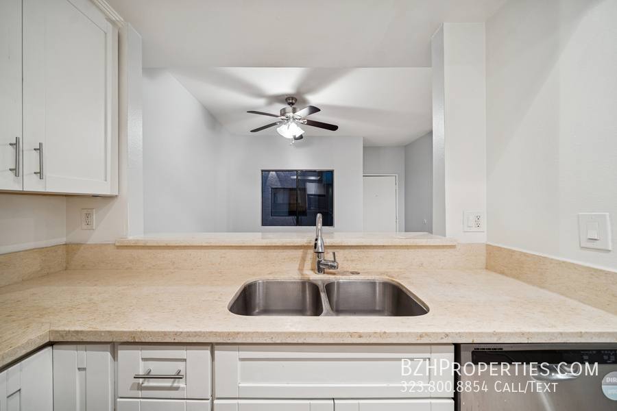 Apartment for rent at 5715 W Olympic Blvd #103, Los Angeles, CA 90036
