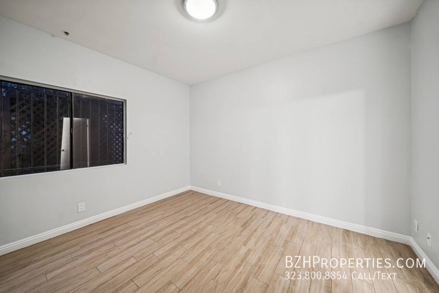 Apartment for rent at 5715 W Olympic Blvd #103, Los Angeles, CA 90036
