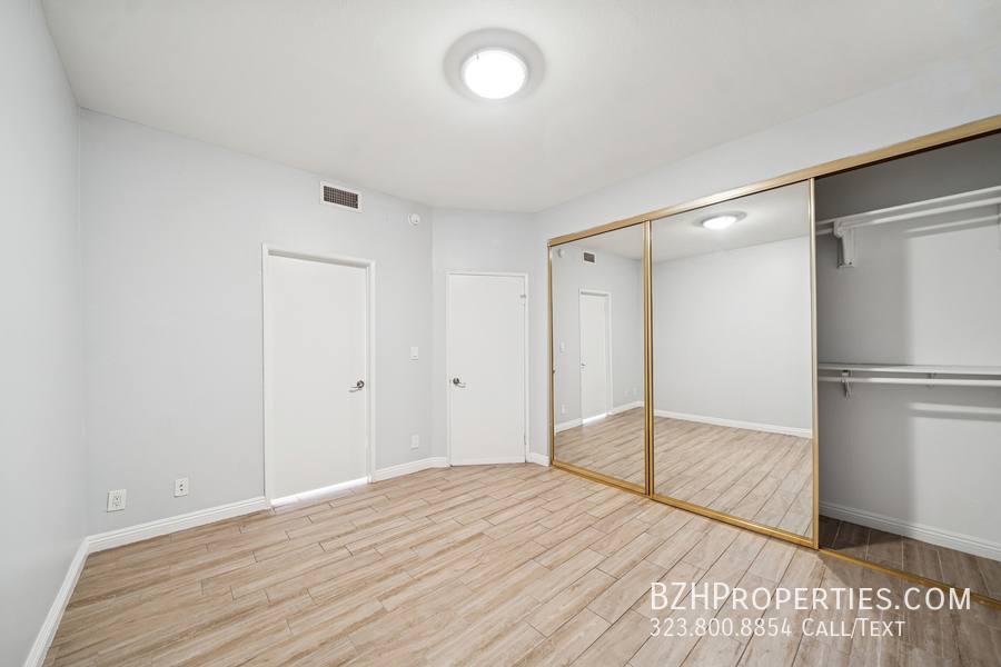 Apartment for rent at 5715 W Olympic Blvd #103, Los Angeles, CA 90036
