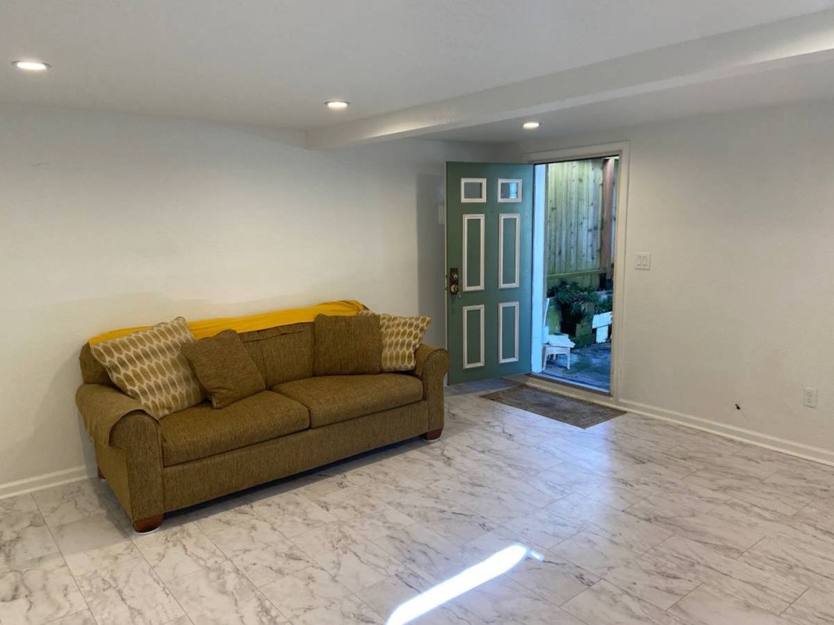 House for rent at 165 Summit St, San Francisco, CA 94112
