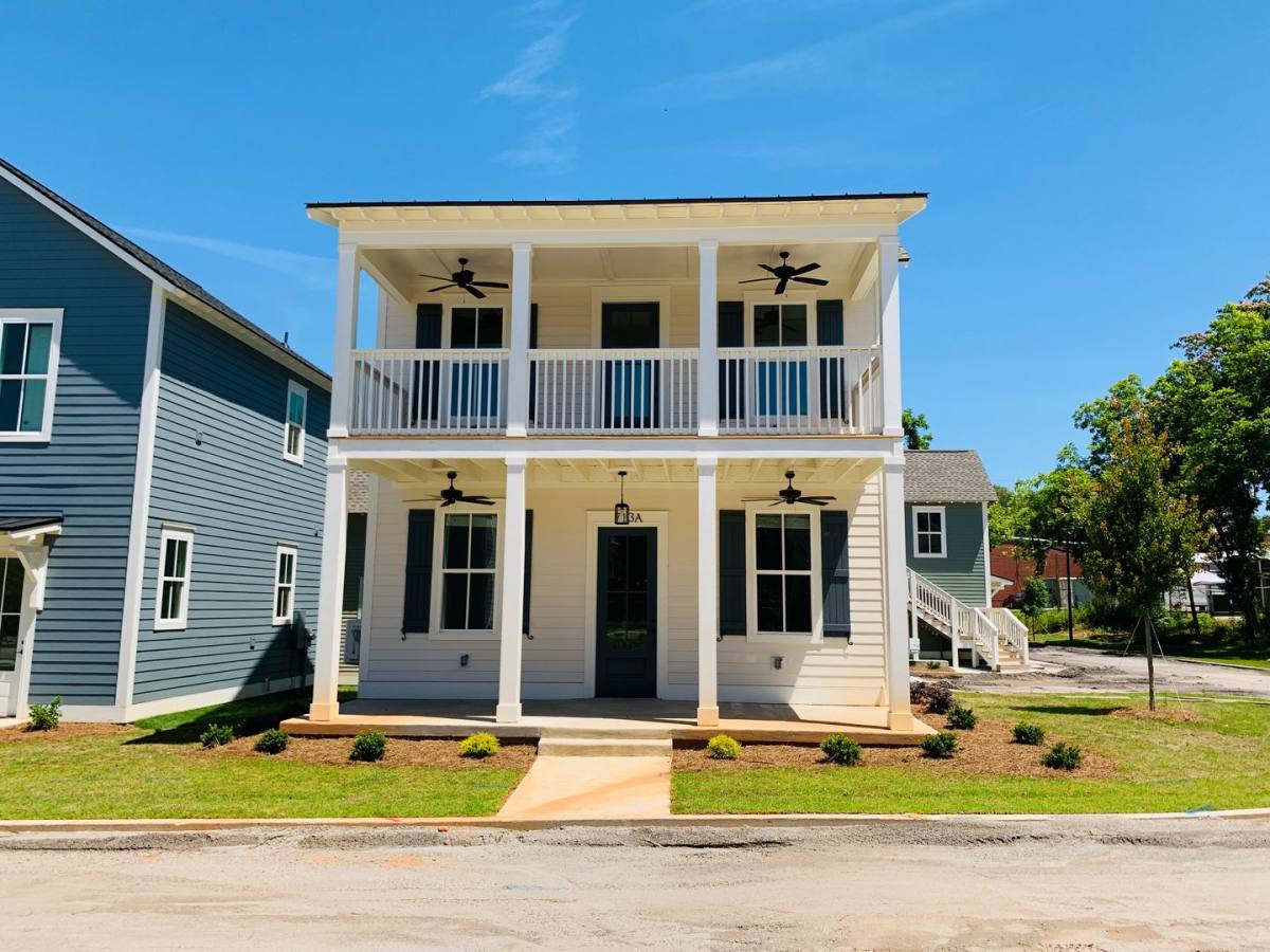 Apartment for rent at 713 Jefferson St, Lagrange, GA 30240