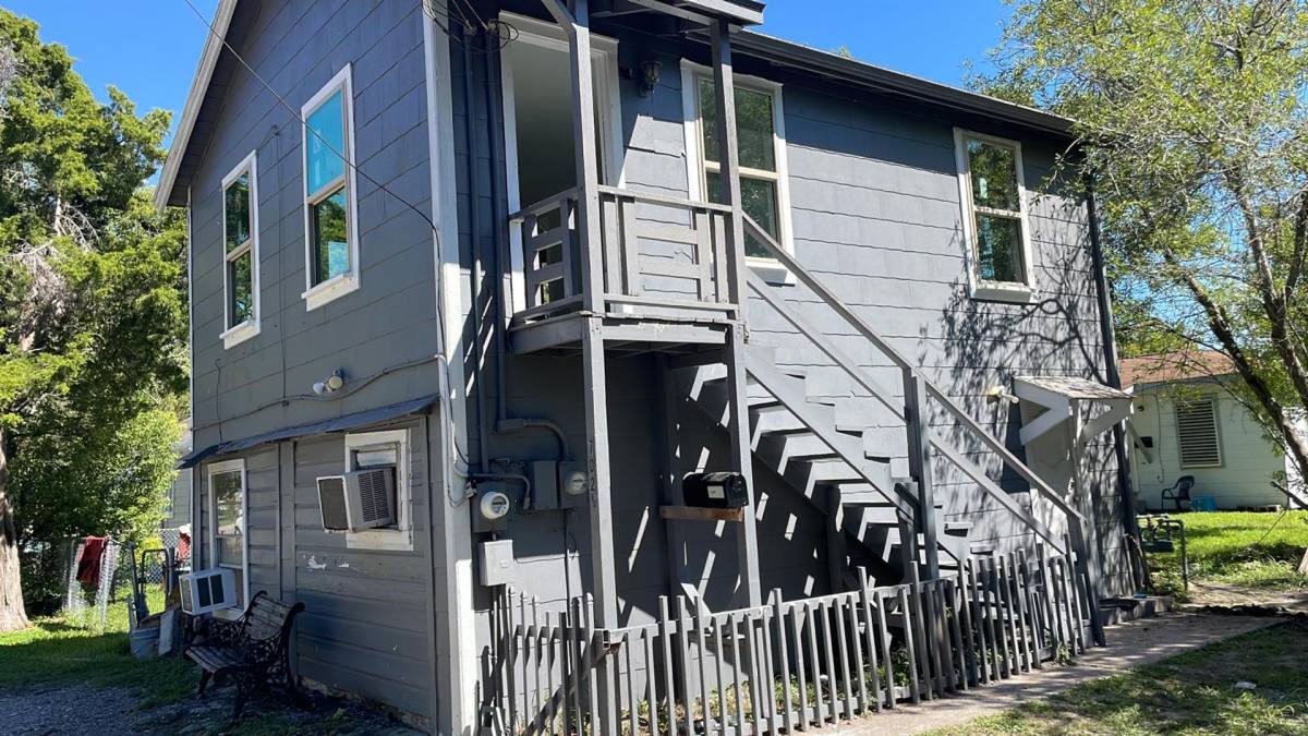 House for rent at 702 Rosedale St #1 Upstairs, La Marque, TX 77568