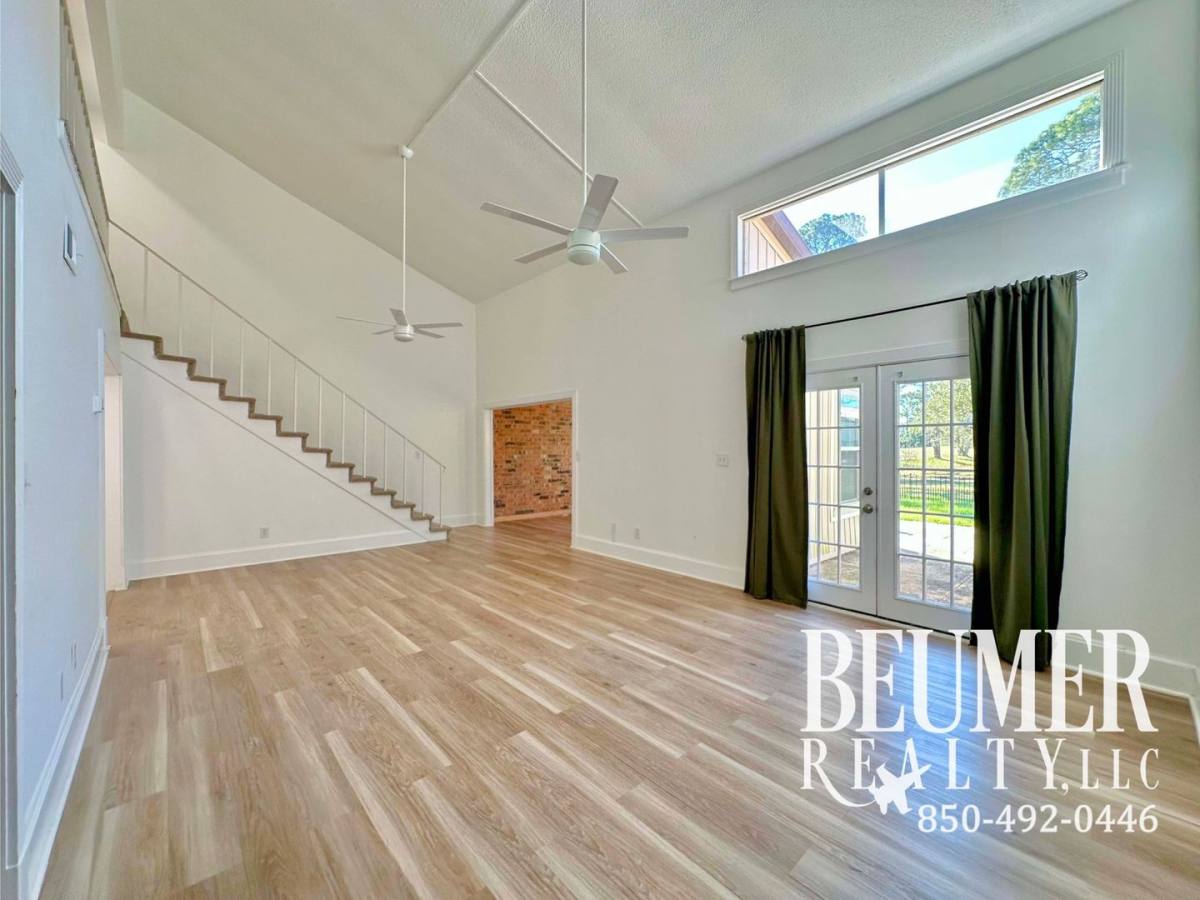 Townhouse for rent at 4833 Huron Dr, Pensacola, FL 32507