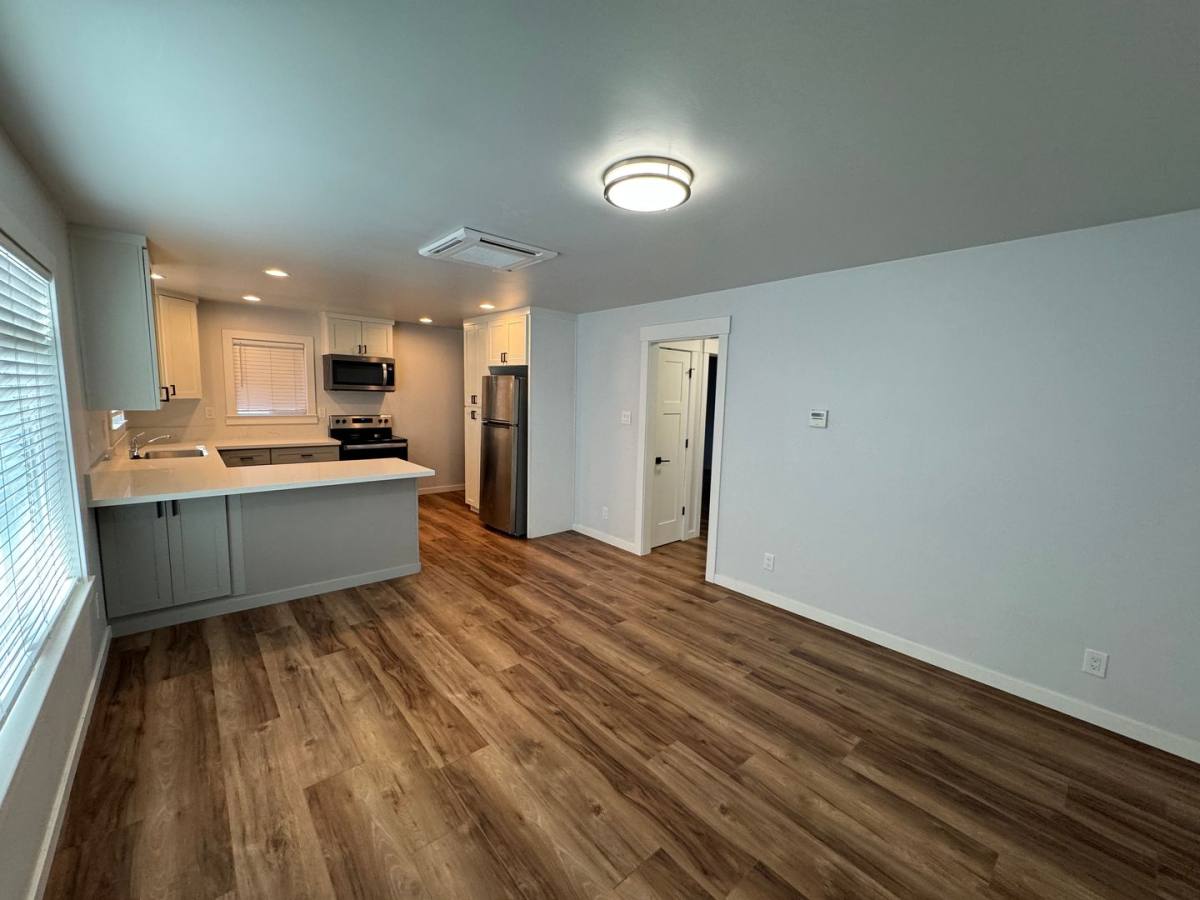 Apartment for rent at 162 Kenmass Ave, Auburn, CA 95603