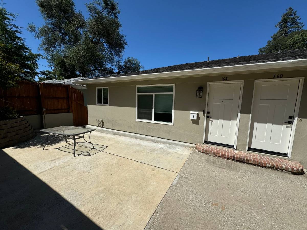 Apartment for rent at 162 Kenmass Ave, Auburn, CA 95603