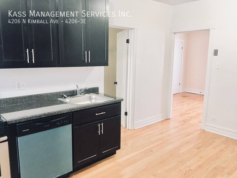 Apartment for rent at 4206 N Kimball Ave #3E, Chicago, IL 60618