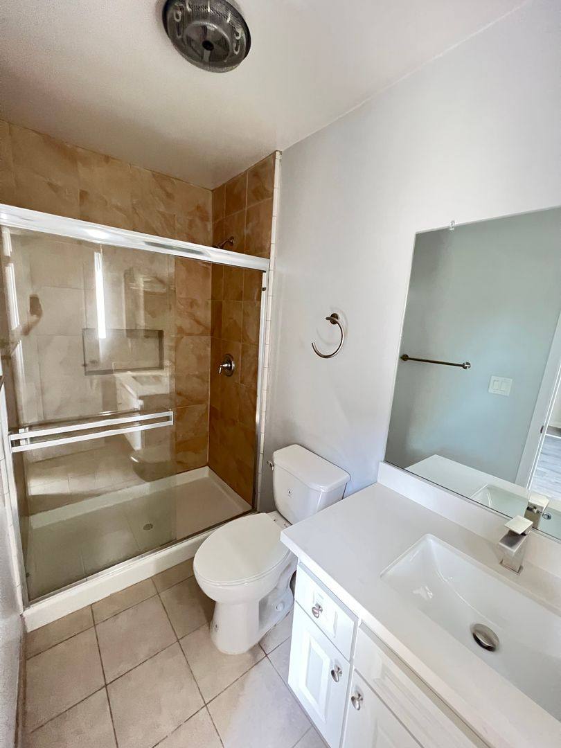 Apartment for rent at 1256 Granville Ave, Los Angeles, CA 90025
