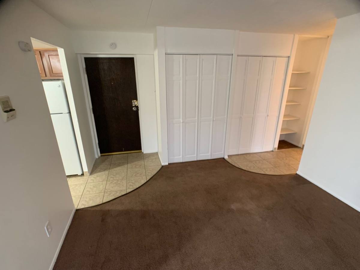 Apartment for rent at 604 Shaw Ave, McKeesport, PA 15132