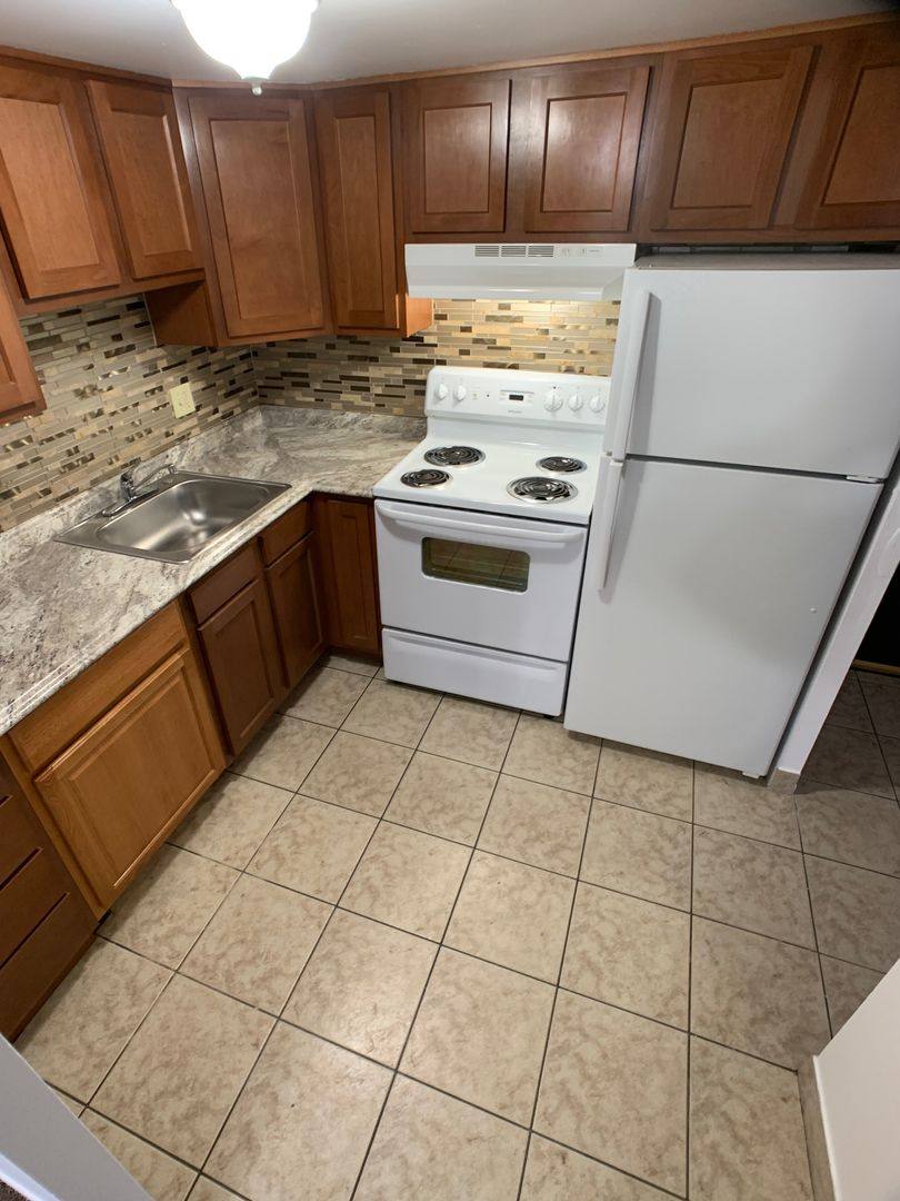 Apartment for rent at 604 Shaw Ave, McKeesport, PA 15132
