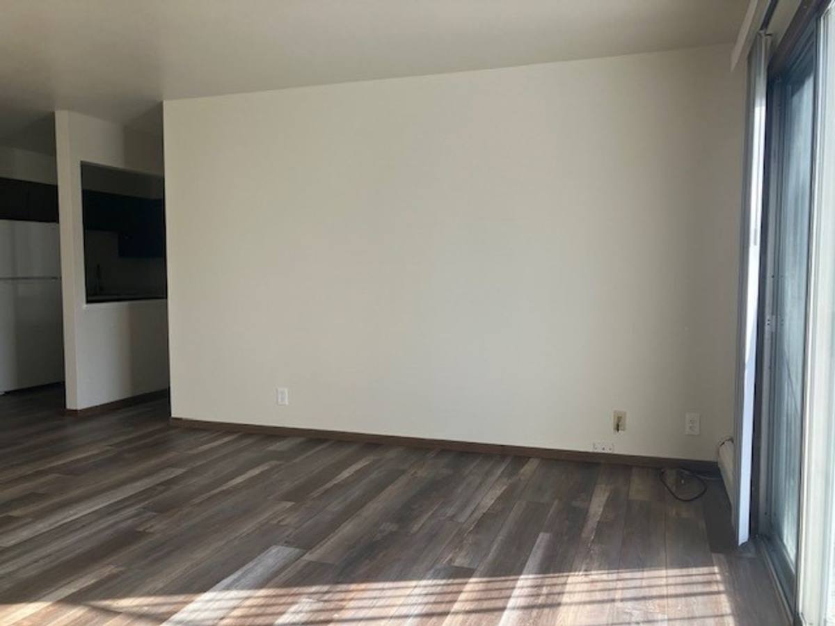 Apartment for rent at 112 S Wisconsin St, Elkhorn, WI 53121