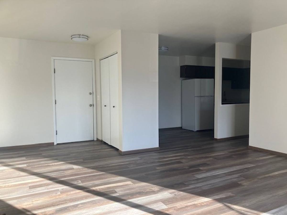 Apartment for rent at 112 S Wisconsin St, Elkhorn, WI 53121