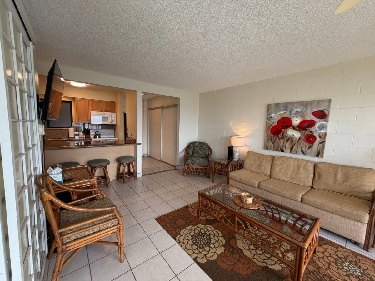 Apartment for rent at 280 Hauoli St, Wailuku, HI 96793