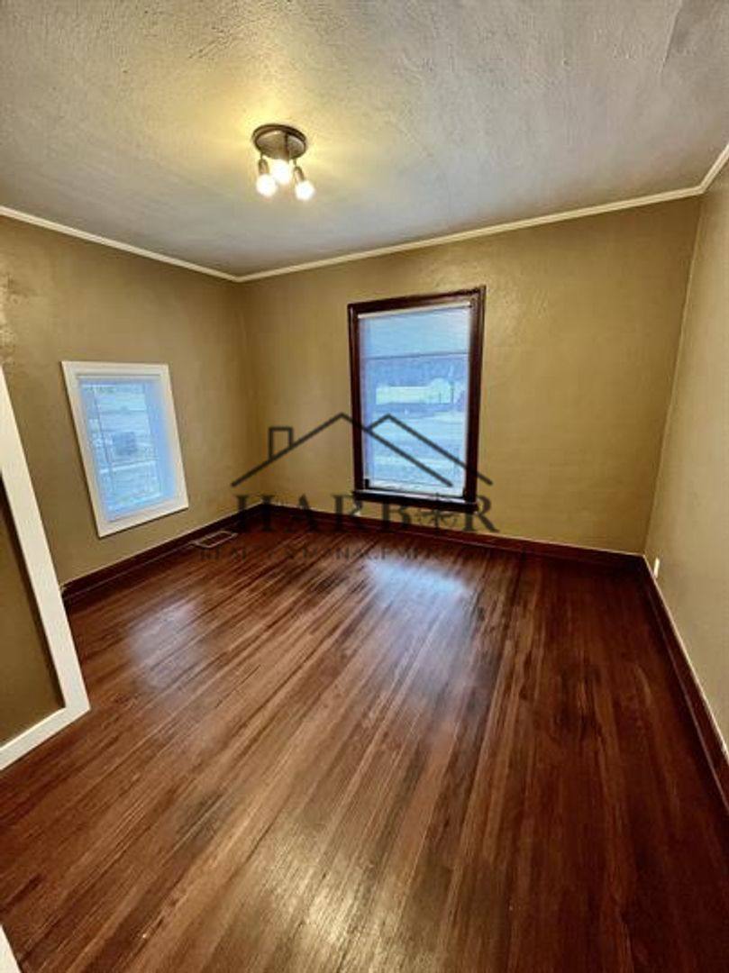 House for rent at 403 10th St NW, Austin, MN 55912