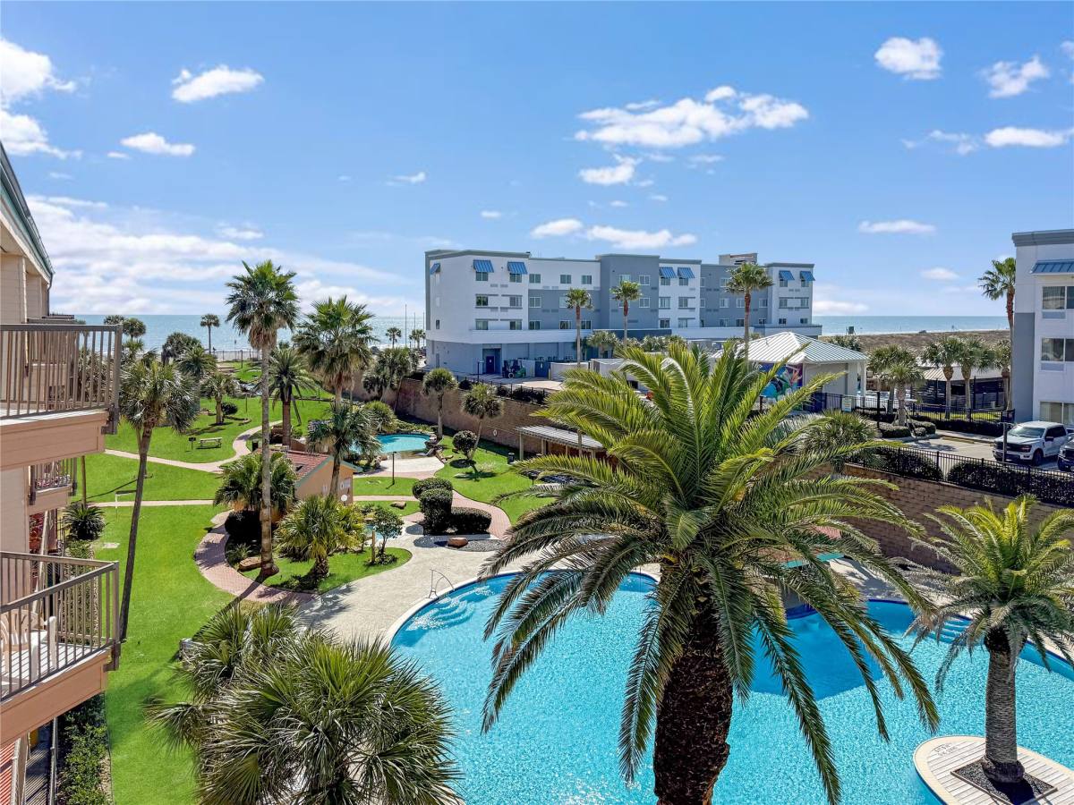Condo for rent at 9520 Seawall Blvd #329, Galveston, TX 77554