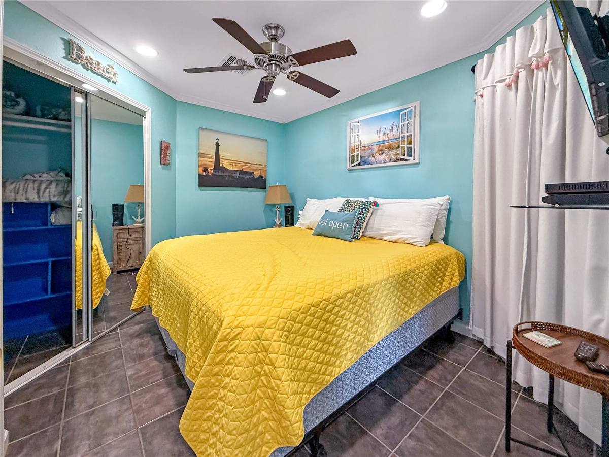 Condo for rent at 9520 Seawall Blvd #329, Galveston, TX 77554