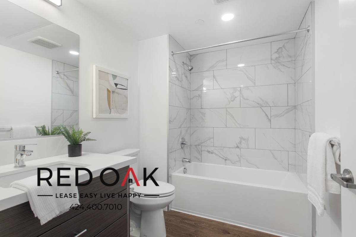 Condo for rent at 1011-1013 Everett St #A-201, Los Angeles, CA 90026