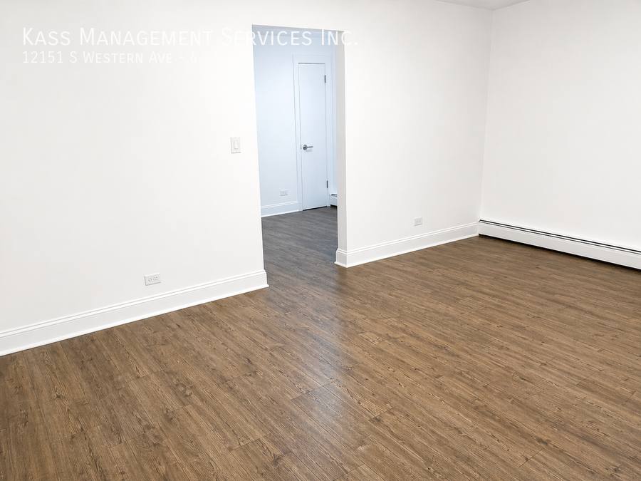 Apartment for rent at 12151 S Western Ave #4, Blue Island, IL 60406