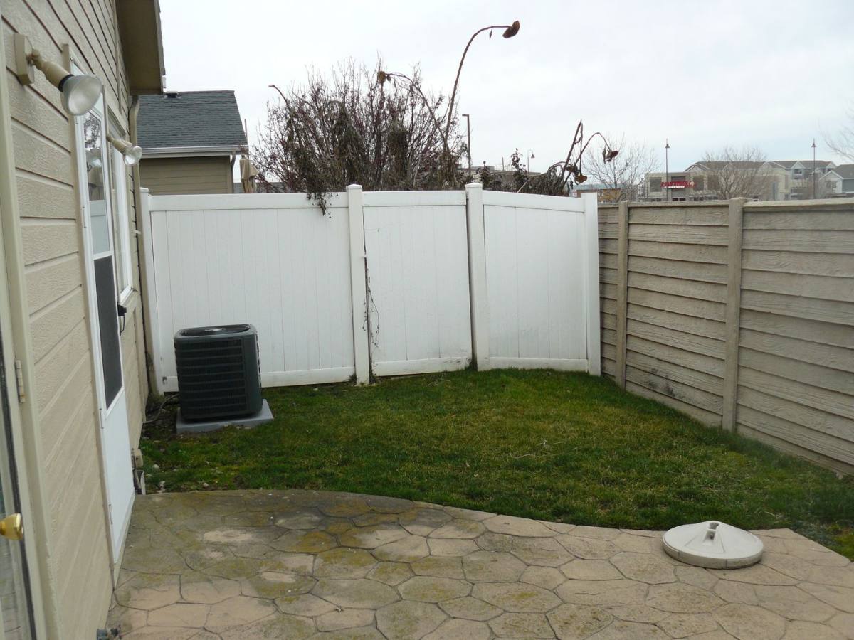 Townhouse for rent at 7420 W Garden Glen Dr, Garden City, ID 83714