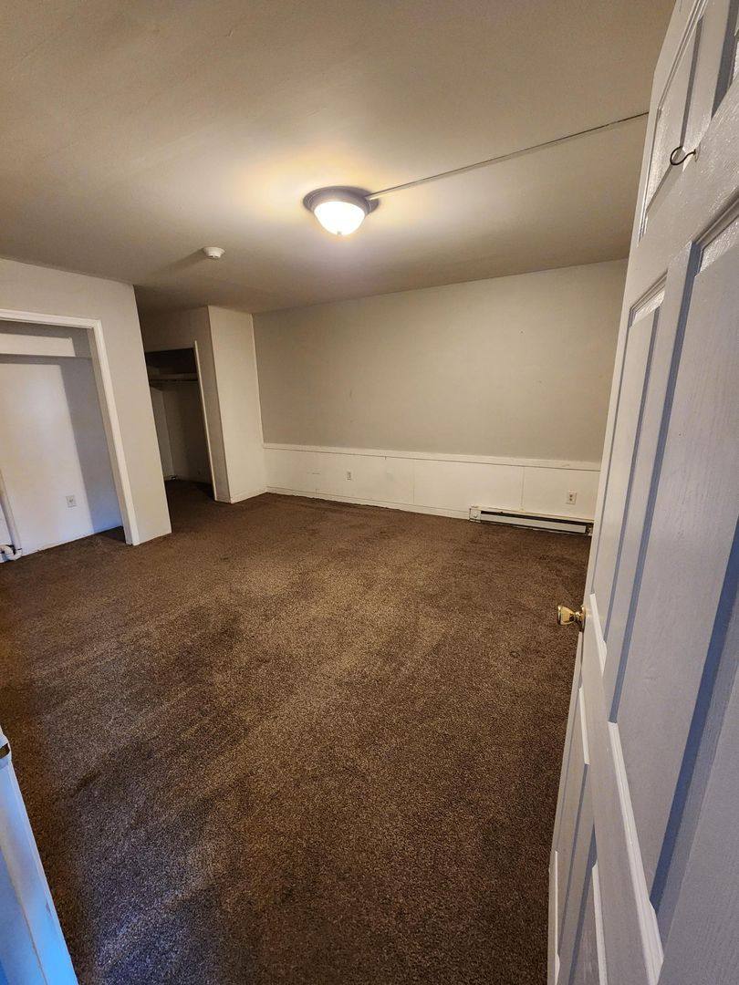 Apartment for rent at 1217 Moss St, Reading, PA 19604