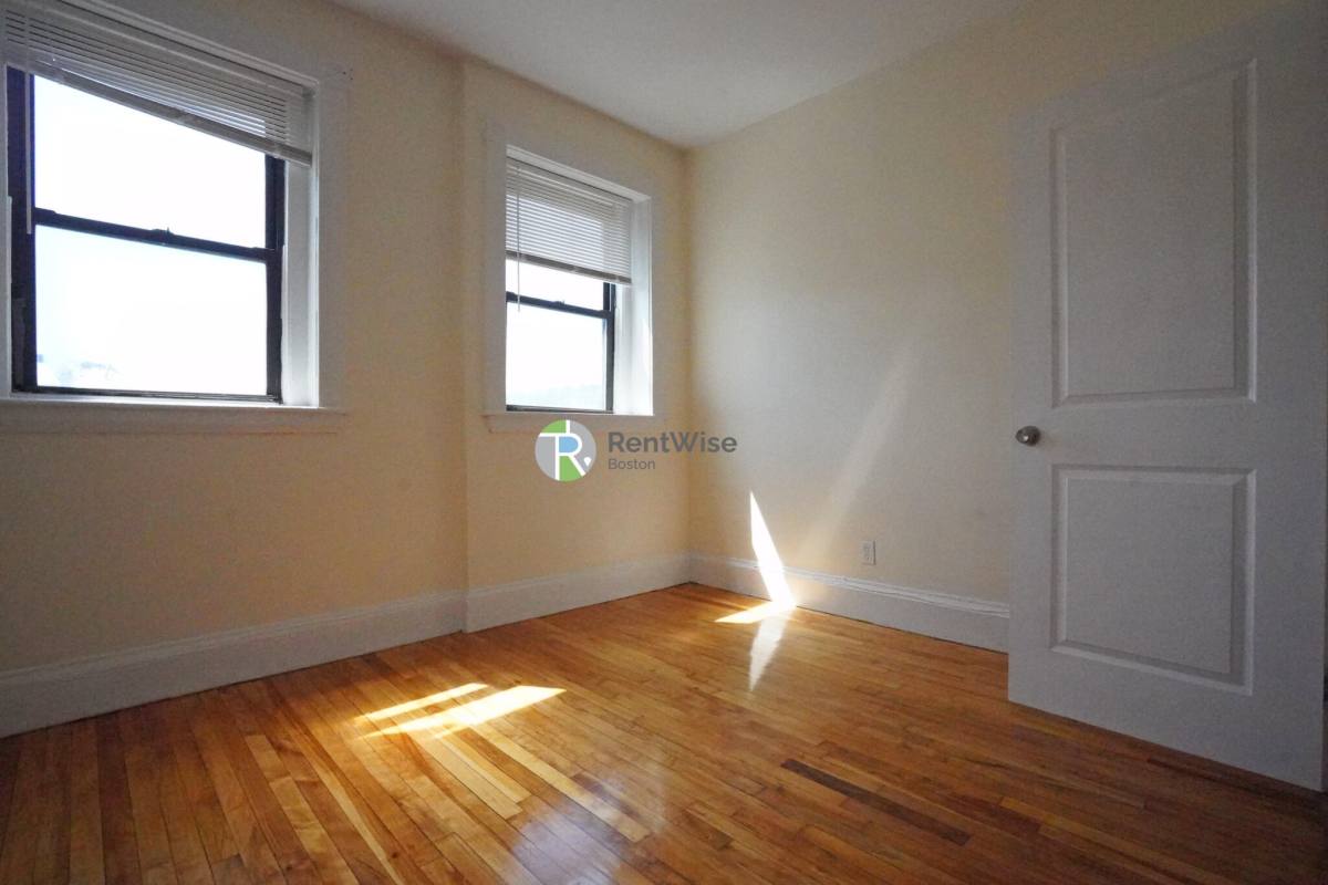 Apartment for rent at 1212 Commonwealth Ave #11, Allston, MA 02134