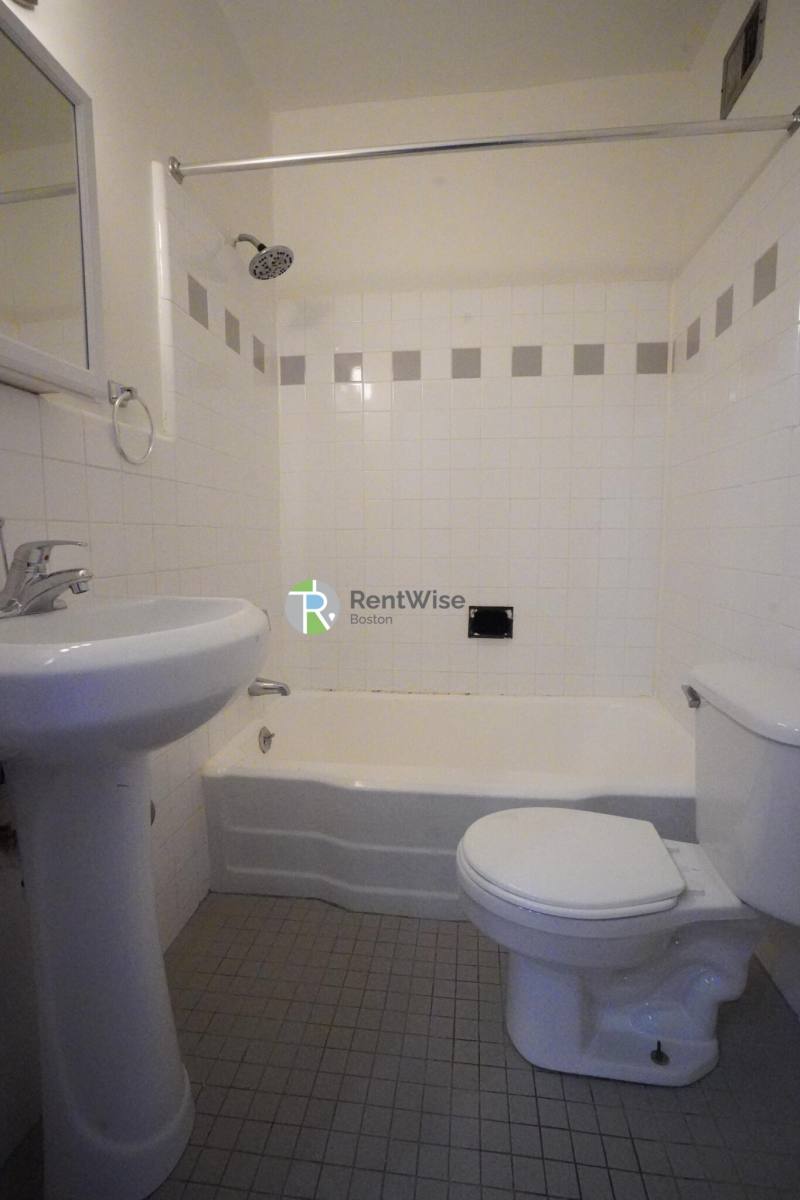 Apartment for rent at 1212 Commonwealth Ave #11, Allston, MA 02134