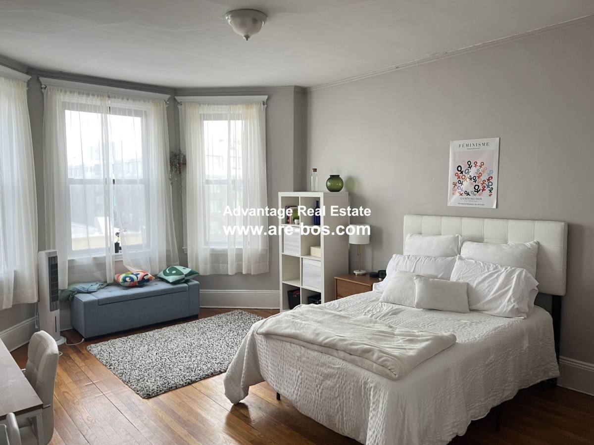 Apartment for rent at 1066 Commonwealth Ave #62, Boston, MA 02215