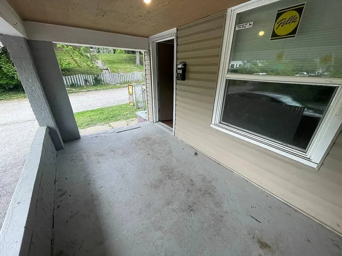 Townhouse for rent at 2407 E 16th St, Indianapolis, IN 46201