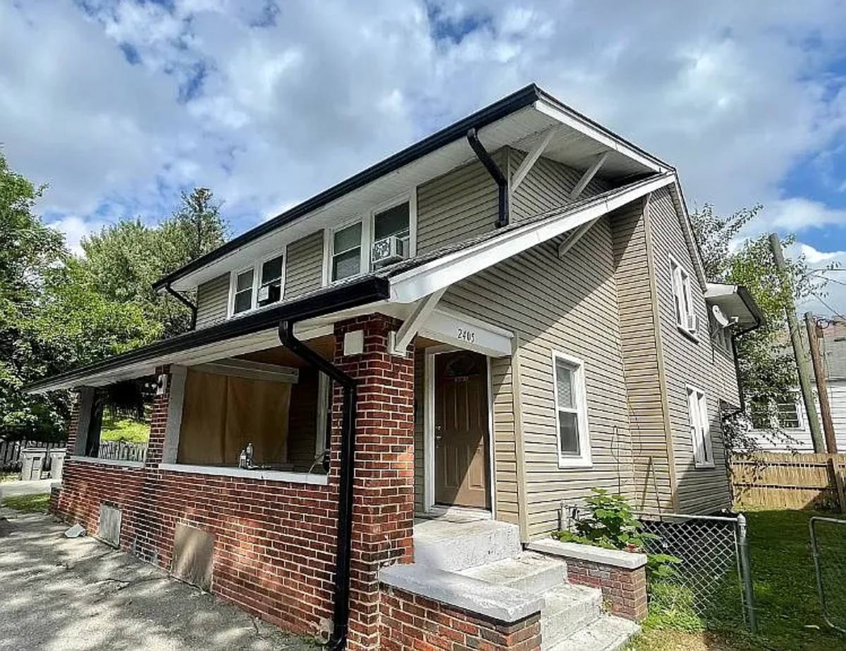 Townhouse for rent at 2407 E 16th St, Indianapolis, IN 46201