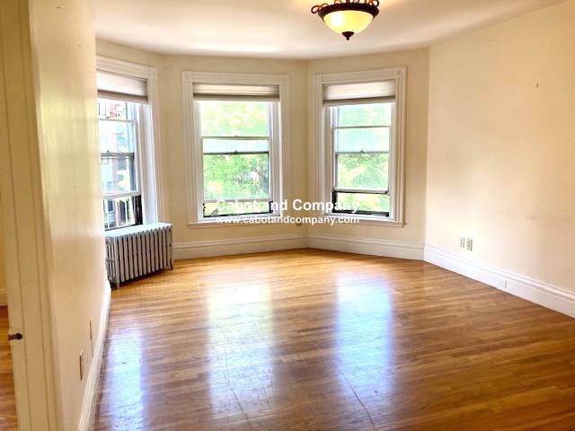 Apartment for rent at 295 Newbury St #9, Boston, MA 02115